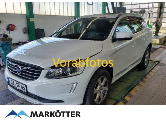 Volvo XC60 T5 AWD Summum /AHK/Schiebedach/Kamera/