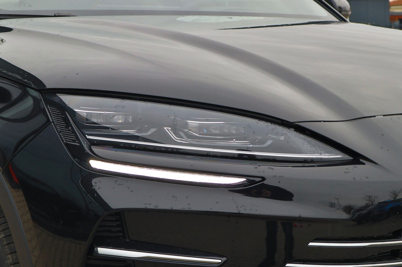 BYD SEAL U