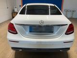 Mercedes-Benz E 300 d Limousine AHK*LED*RFK*NIGHT*AMBIENTE - Mercedes-Benz E 300 mit Diesel-Antrieb: Limousine