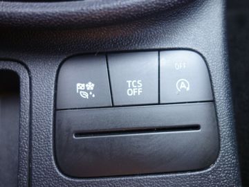 Bild 17 Ford Fiesta Klima Winterpaket DAB LED