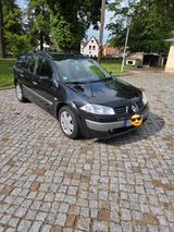Renault Megane Kombi 1.4 16V - Renault Megane aus 2004: Kombi