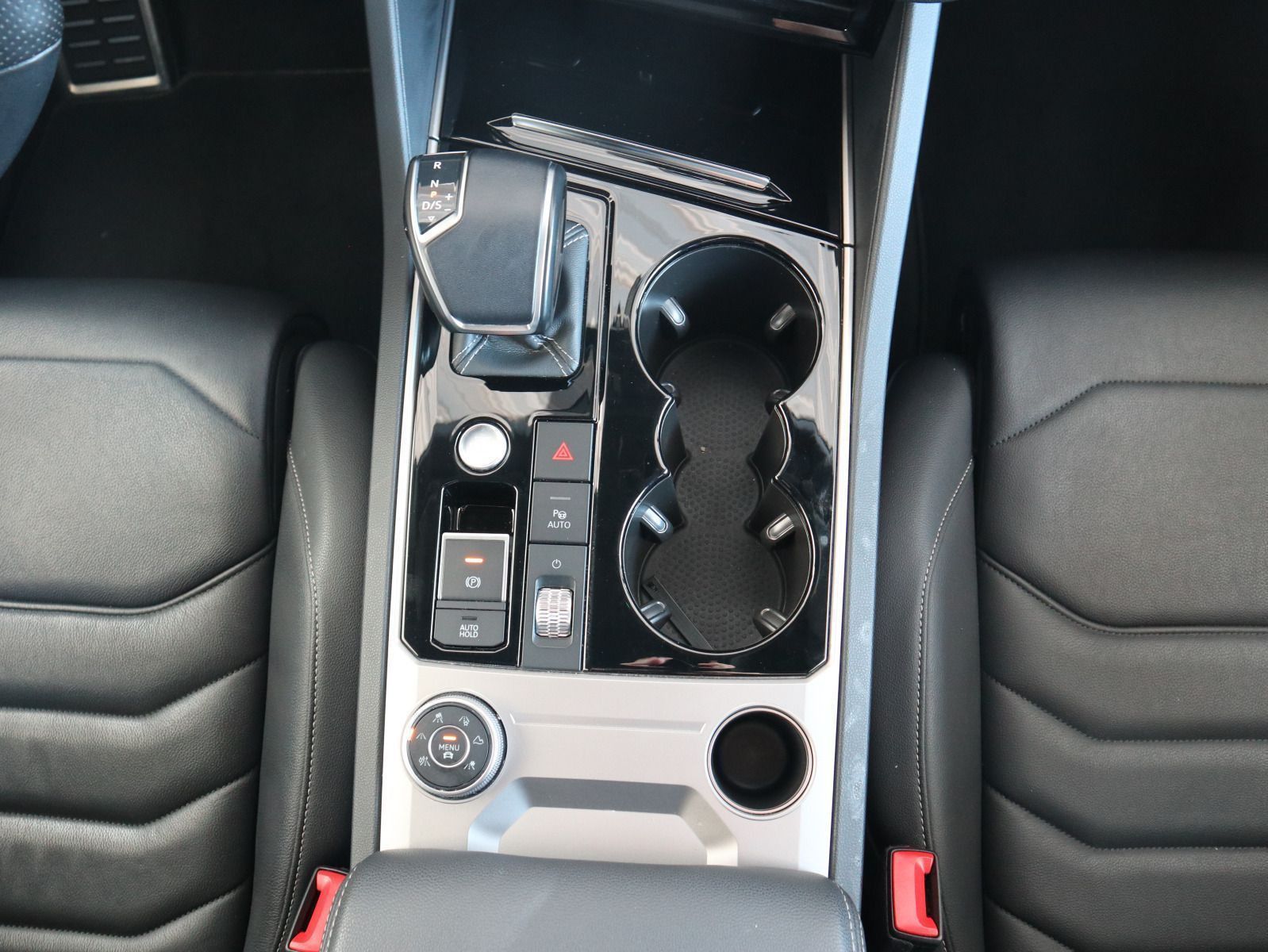 Volkswagen Touareg - Bild 17