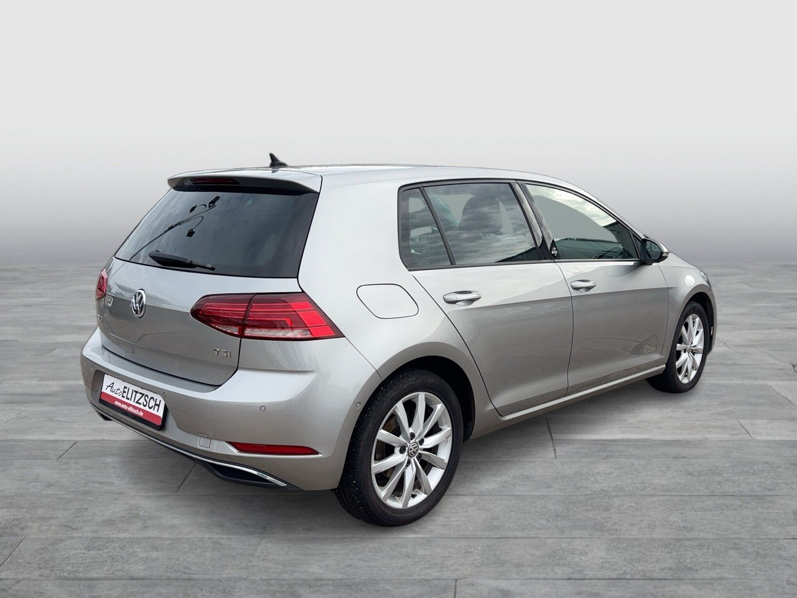 Fahrzeugabbildung Volkswagen Golf VII Lim. TSI Sound LED ACC PDC APP-Connect