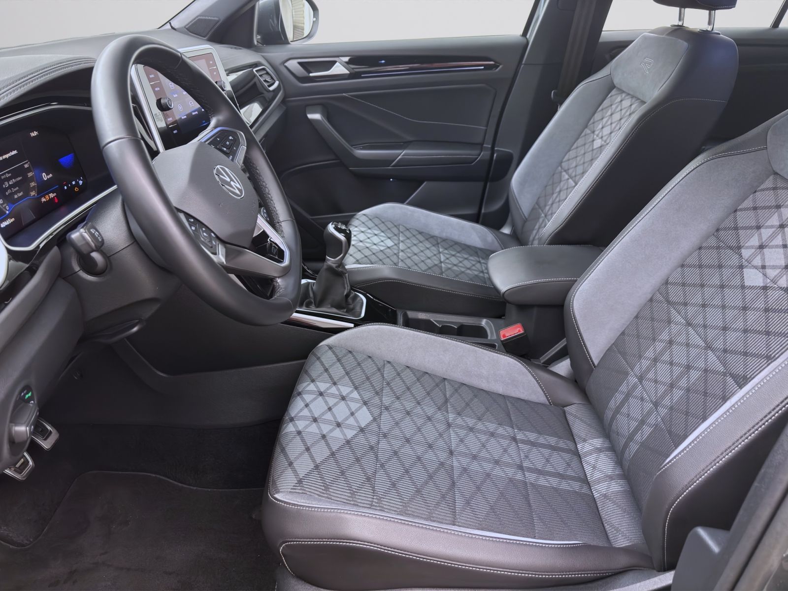 Volkswagen T-Roc - Bild 10