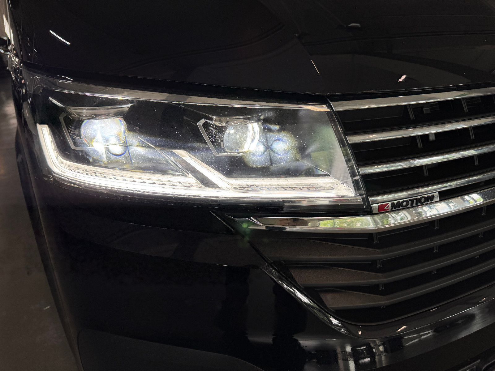 Fahrzeugabbildung Volkswagen T6.1 DSG 4MOTION IQ.DRIVE 7SITZER GENERATION SIX