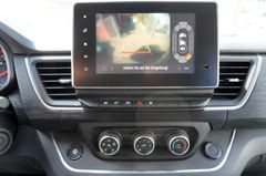 Fahrzeugabbildung Renault Trafic/NV300 8-Sitzer Aut. Kamera Klima Navi LED