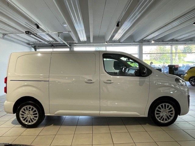 Vivaro Kasten Edition Cargo M, 2.0 Diesel 145 PS