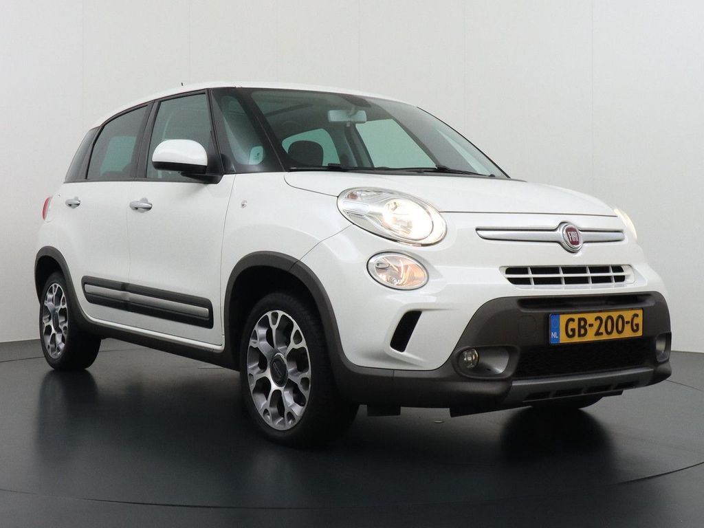 Fiat 500L Trekking 1.4-T-Jet panorama dach AHK navi s