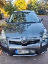 Toyota Corolla Verso 2.2 D - Toyota Corolla Verso in Hamburg