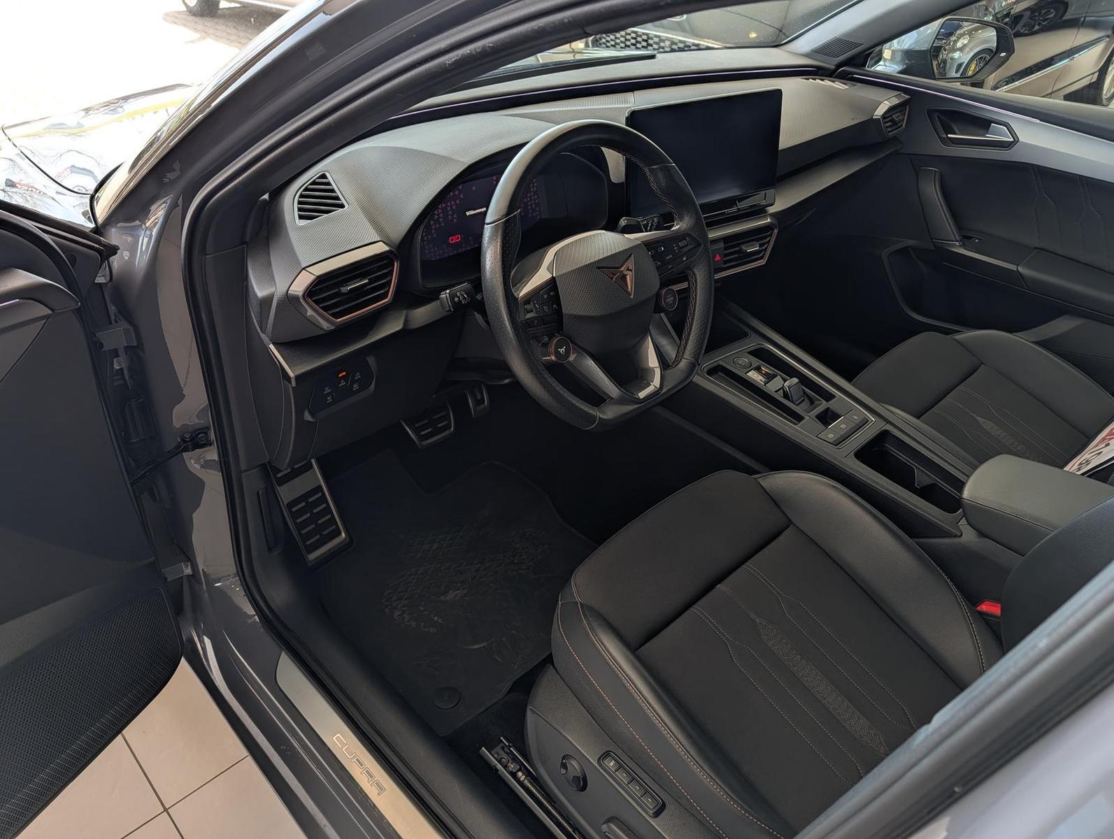 Cupra Leon ST 2.0 TSI DSG VZ 4Drive Matrix Navi AHK AC, миниатюра 9