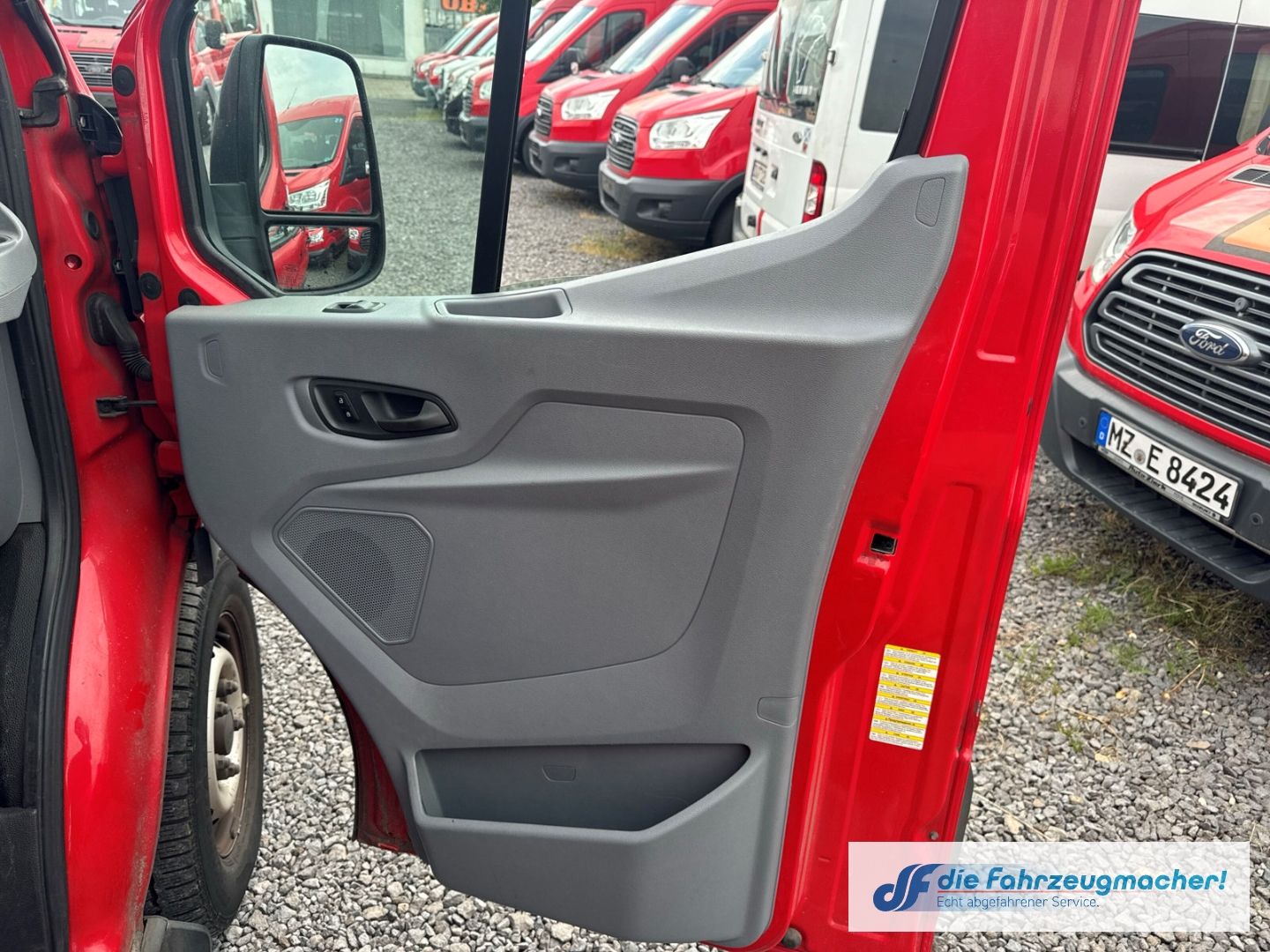Fahrzeugabbildung Ford Transit Kombi 350 L3 Trend 2.2 TDCi DPF *2251 *K