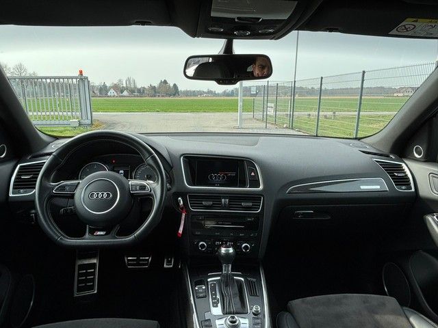 SQ5 3.0 TDI competition quattro PANO AHK STANDH