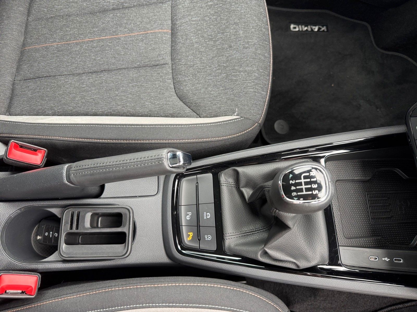 Fahrzeugabbildung SKODA Kamiq Selection 1.0 TSI *ACC*PANO*KAMERA*AMUNDSE