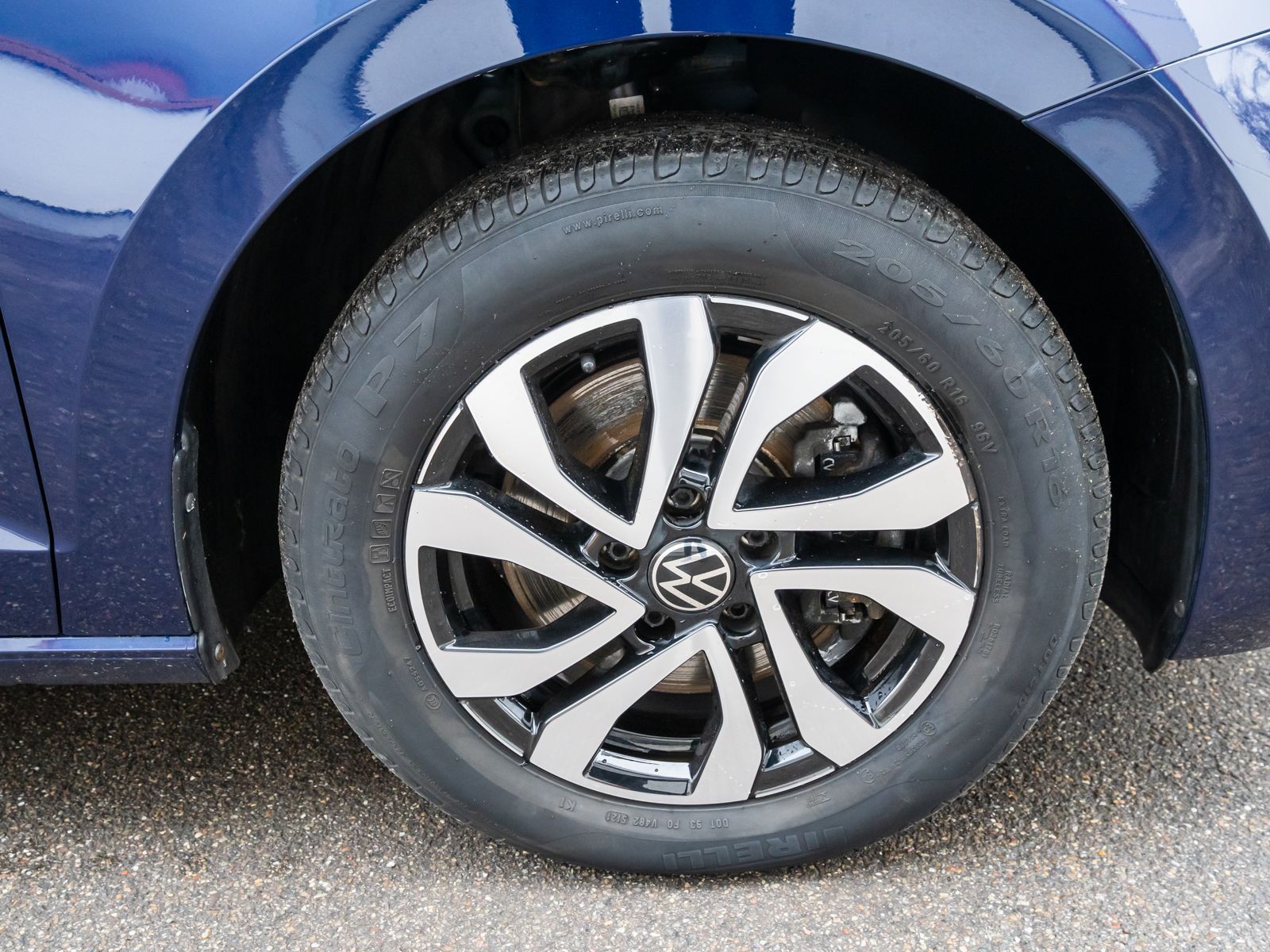 Volkswagen Touran - Bild 10