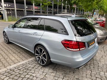 Mercedes E 220 - 6