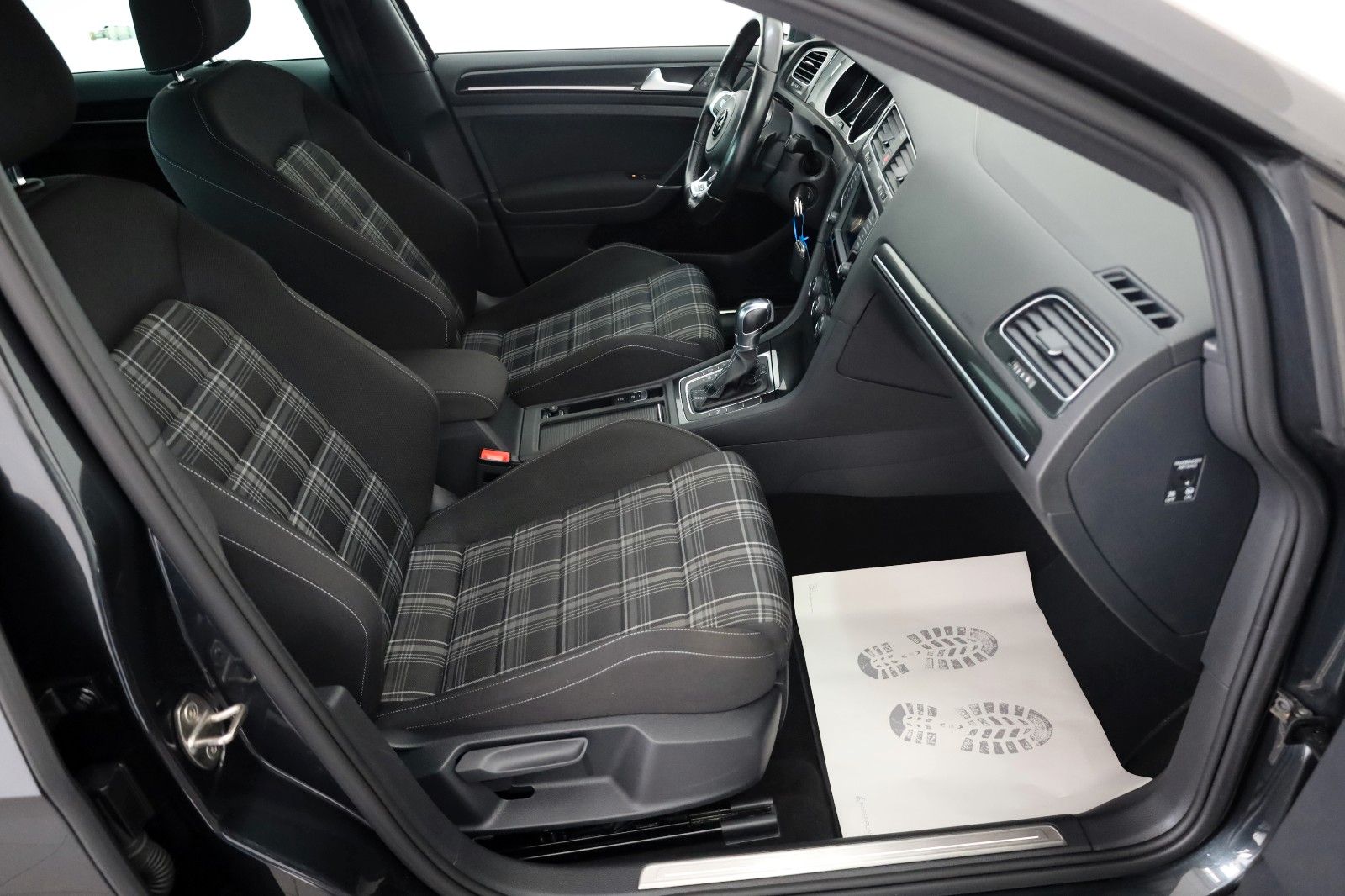 Fahrzeugabbildung Volkswagen Golf VII Lim. GTD BMT,Navi,Bi-Xenon,ACC,SR+WR