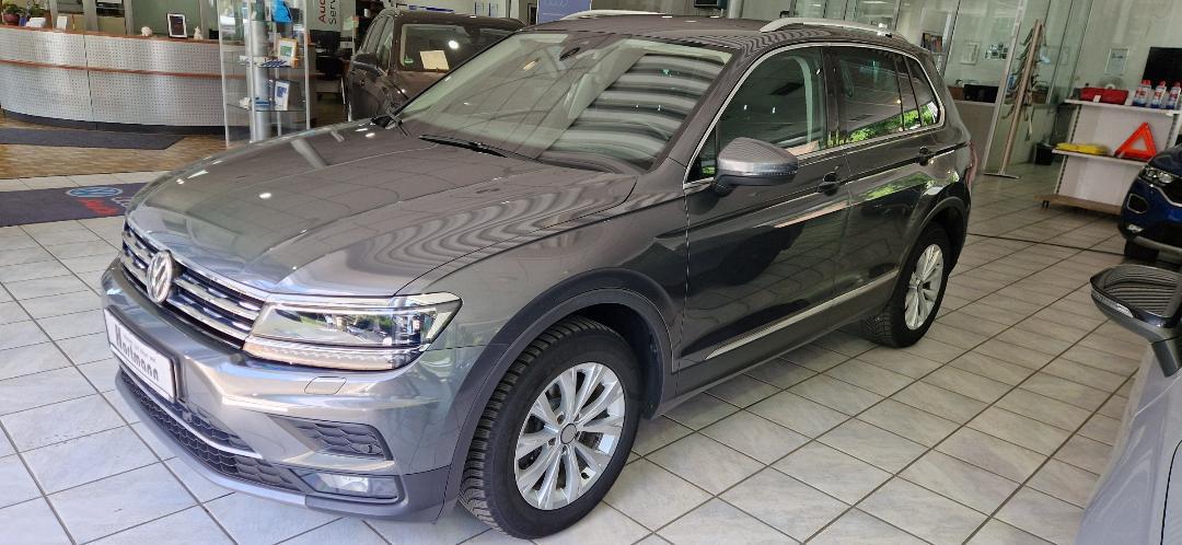 Volkswagen Tiguan Highline 2,0TSI 4M AHK DSG ACC LED Navi K