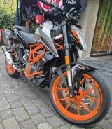 KTM 390 Duke Silver