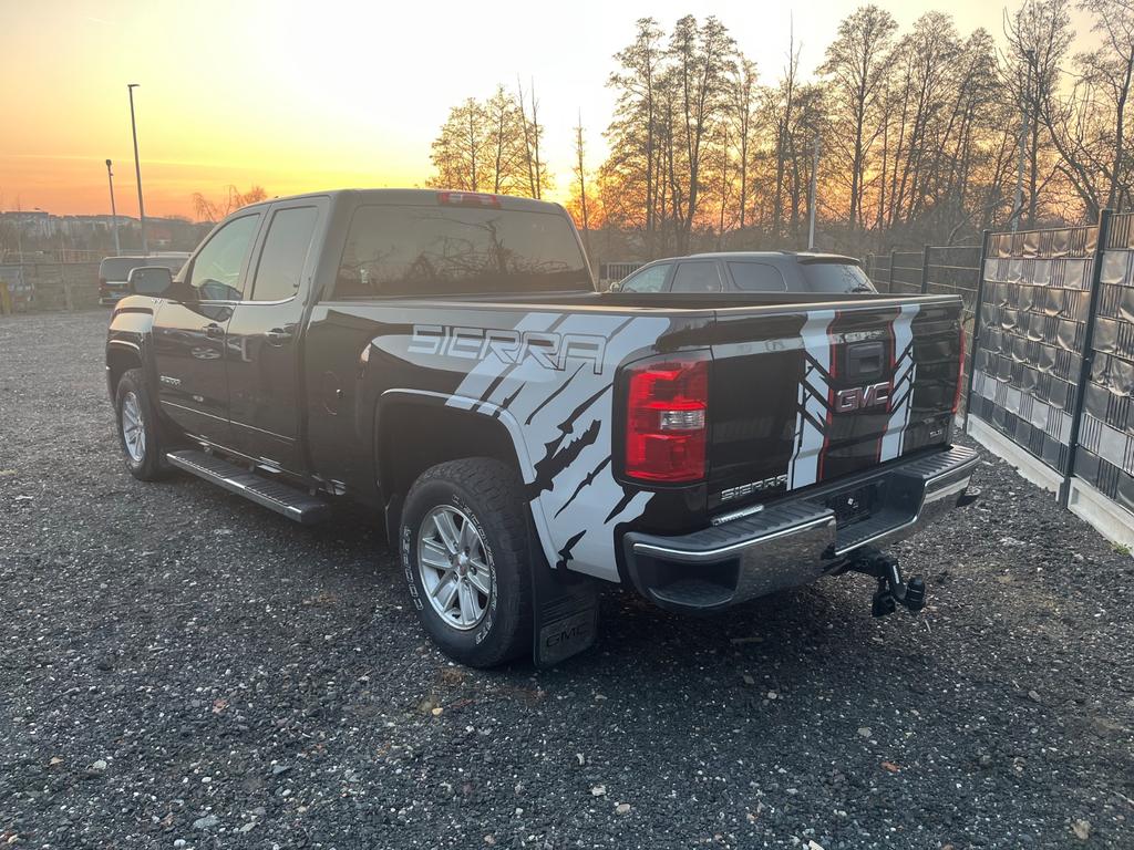 GMC Sierra