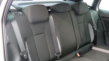 Skoda Kamiq Selection 1,5 TSI DSG PANO PDC KAM SHZ