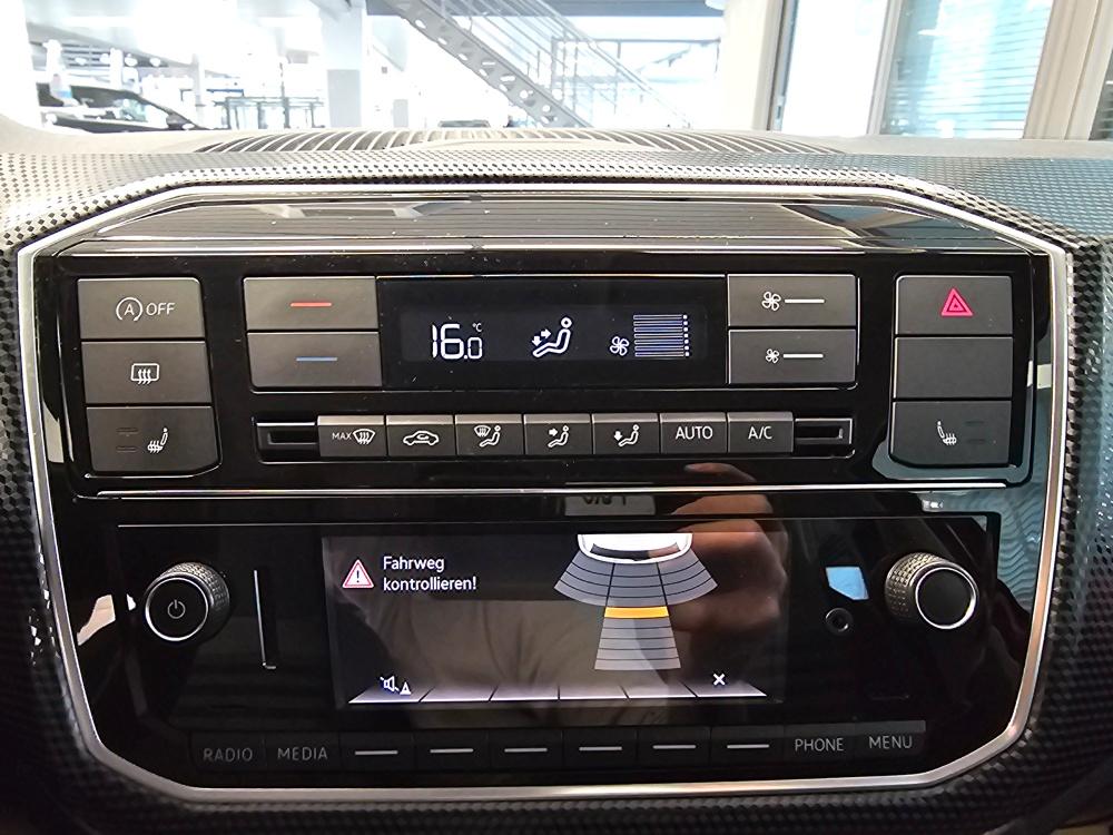 Volkswagen Up PDC,Sitzheizung,Klimatronik,Tempomat, миниатюра 9