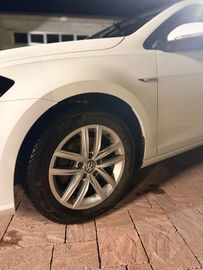 Volkswagen Golf - 8