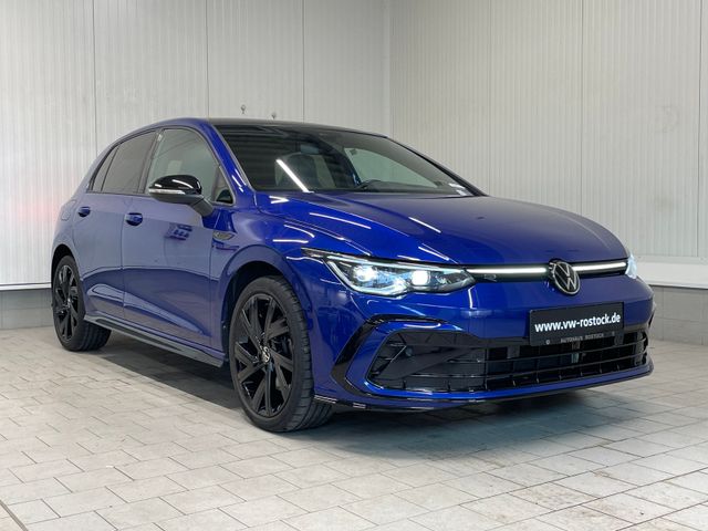 Golf VIII R-Line 1.5 eTSI DSG PANO NAVI