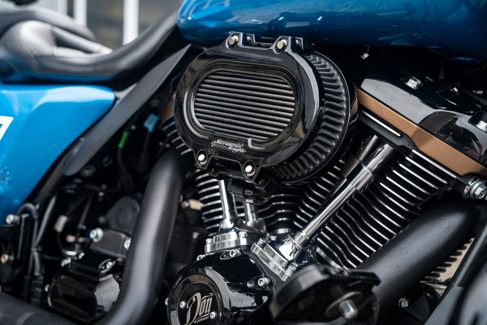 Fahrzeugabbildung Harley-Davidson FLTRXST Road Glide ST "Fast Johnnie" - Custom