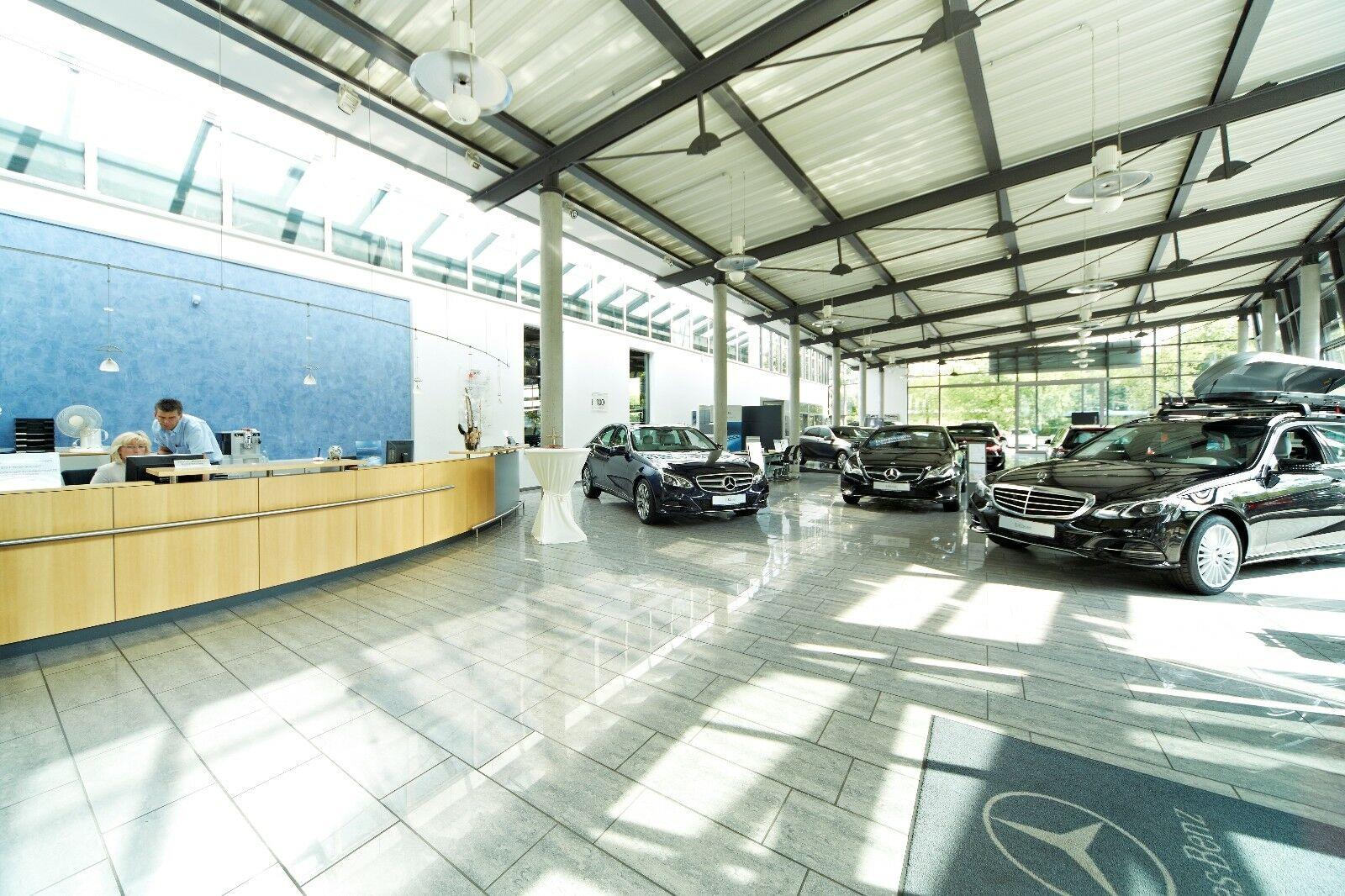 showroom-image-main