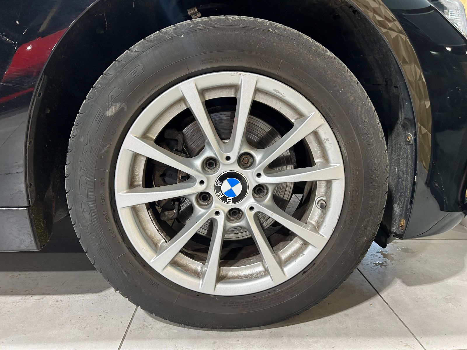 Fahrzeugabbildung BMW 318 d Advantage/NAVI7TEMPOMAT/SHZ/PDC/KLIMA