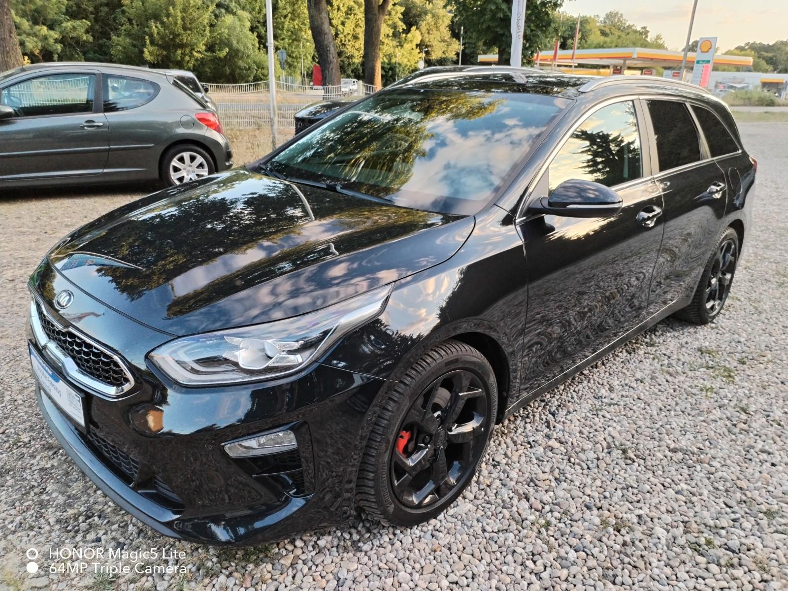 Kia cee'd SW 1.4T-GDI DCT Platinum AHK Panorama SH