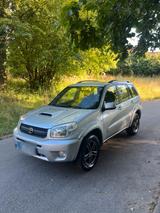 Toyota RAV4 NEU TÜV 4x4 Quattro - gebrauchte Toyota RAV 4 aus dem Jahr 2003