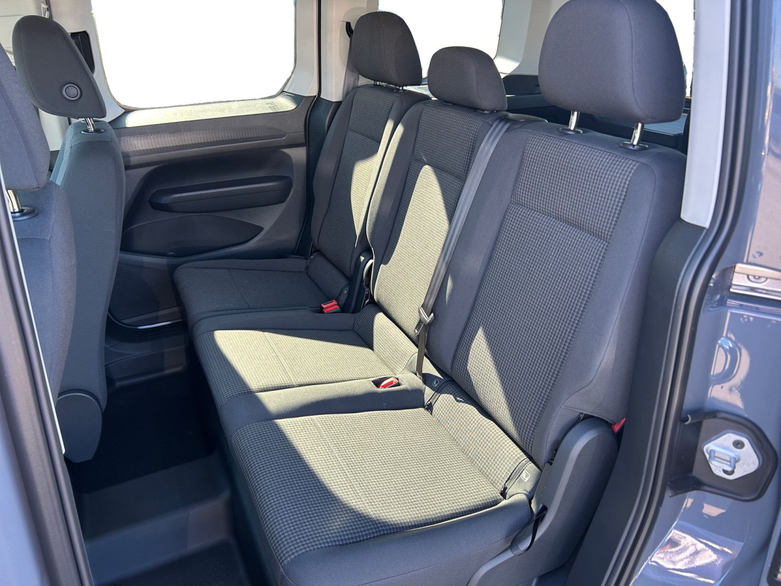 Volkswagen Caddy - Bild 11