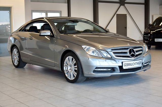 Mercedes-Benz E 200 Coupe CGI AUT./NAVI/SHZ/PDC/XENON/KLIMAAUT