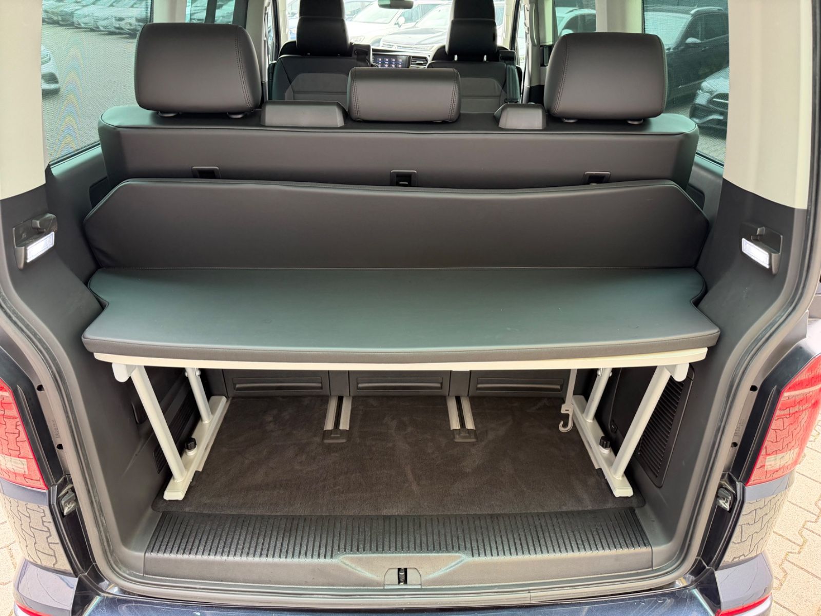 Volkswagen T6 Multivan COMFORTLINE 7 SITZER 8xBRFT KAMERA foto 15