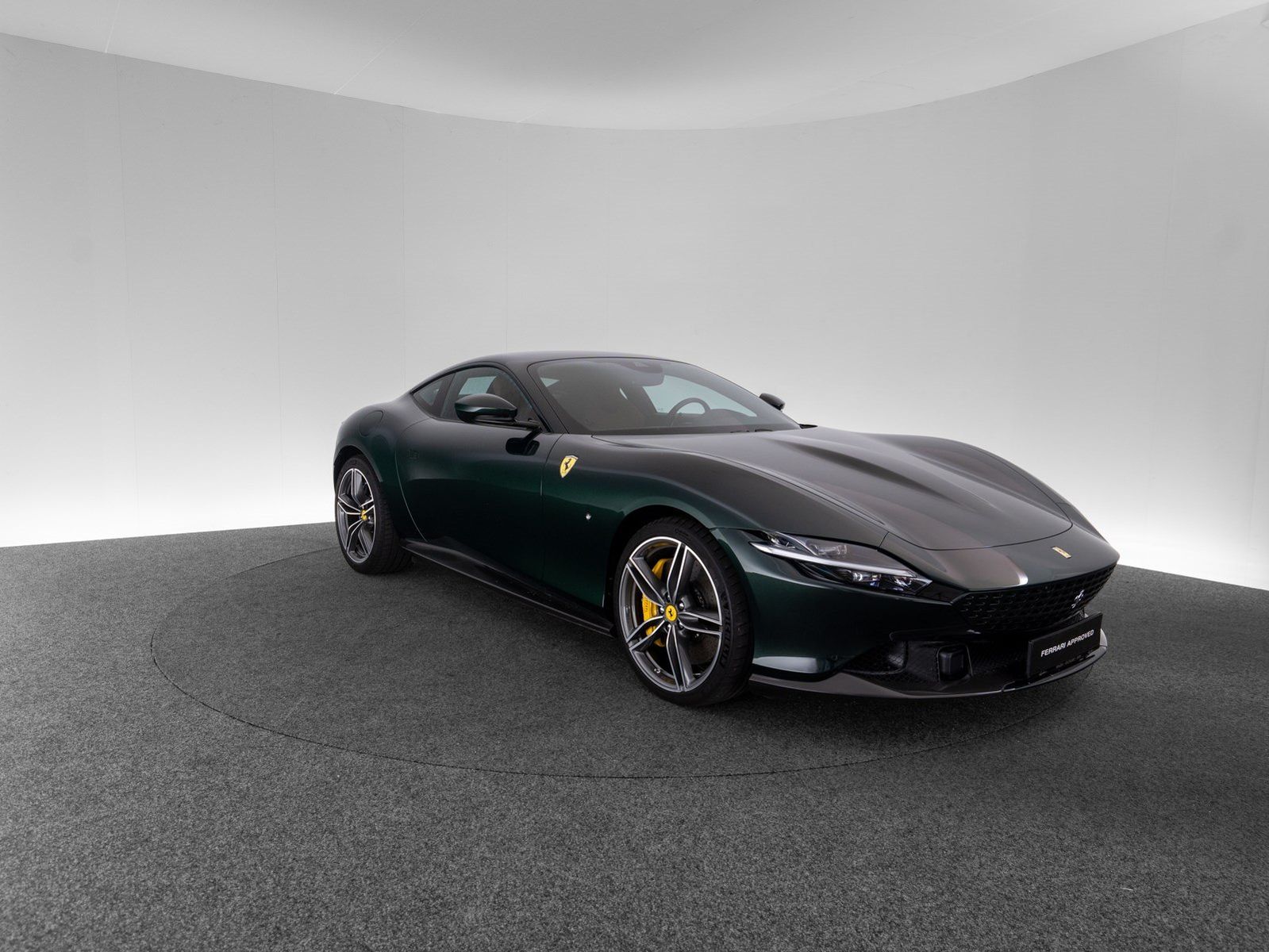 Ferrari Roma imagem 3