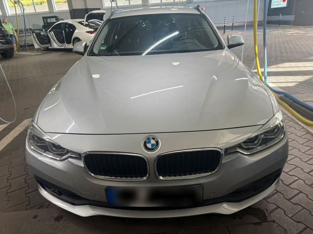 BMW BMW 320d Erstzulassung 01/2019