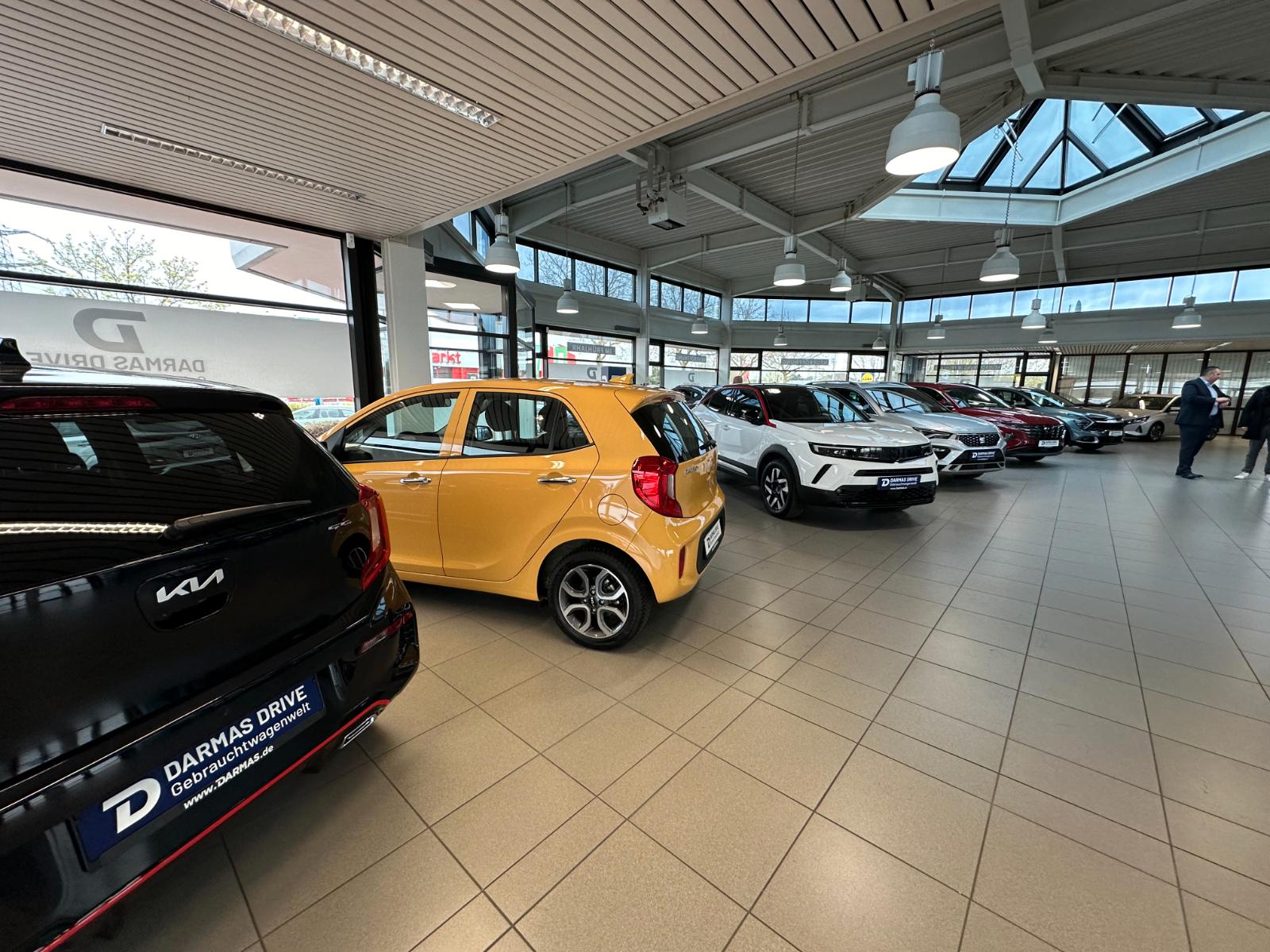 showroom-image-bottom