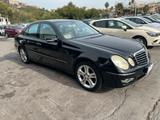 Mercedes-Benz MERCEDES-BENZ E 320 CDI EVO- 2008 - Mercedes-Benz E 320 mit Diesel-Antrieb: Limousine