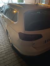 Volkswagen Passat Variant 2.0 TDI SCR DSG/AHK/LED/Navi/SHZ - VW Passat Variant von privat
