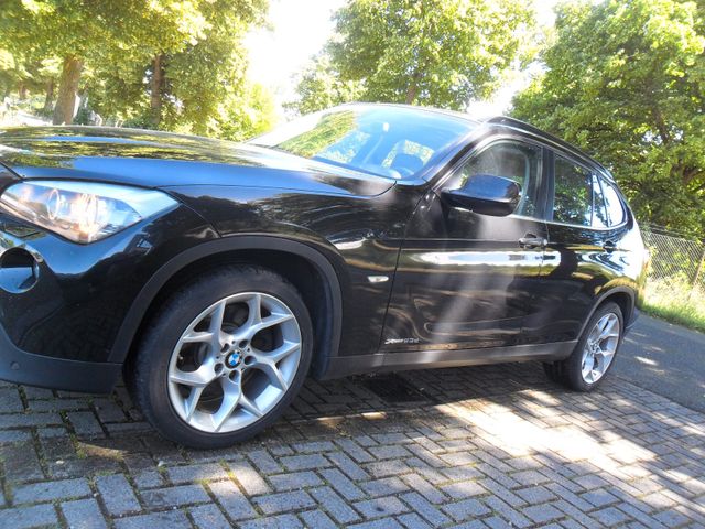 BMW X1 Baureihe X1 xDrive 23d  Autom./NAVI/BI-XENON