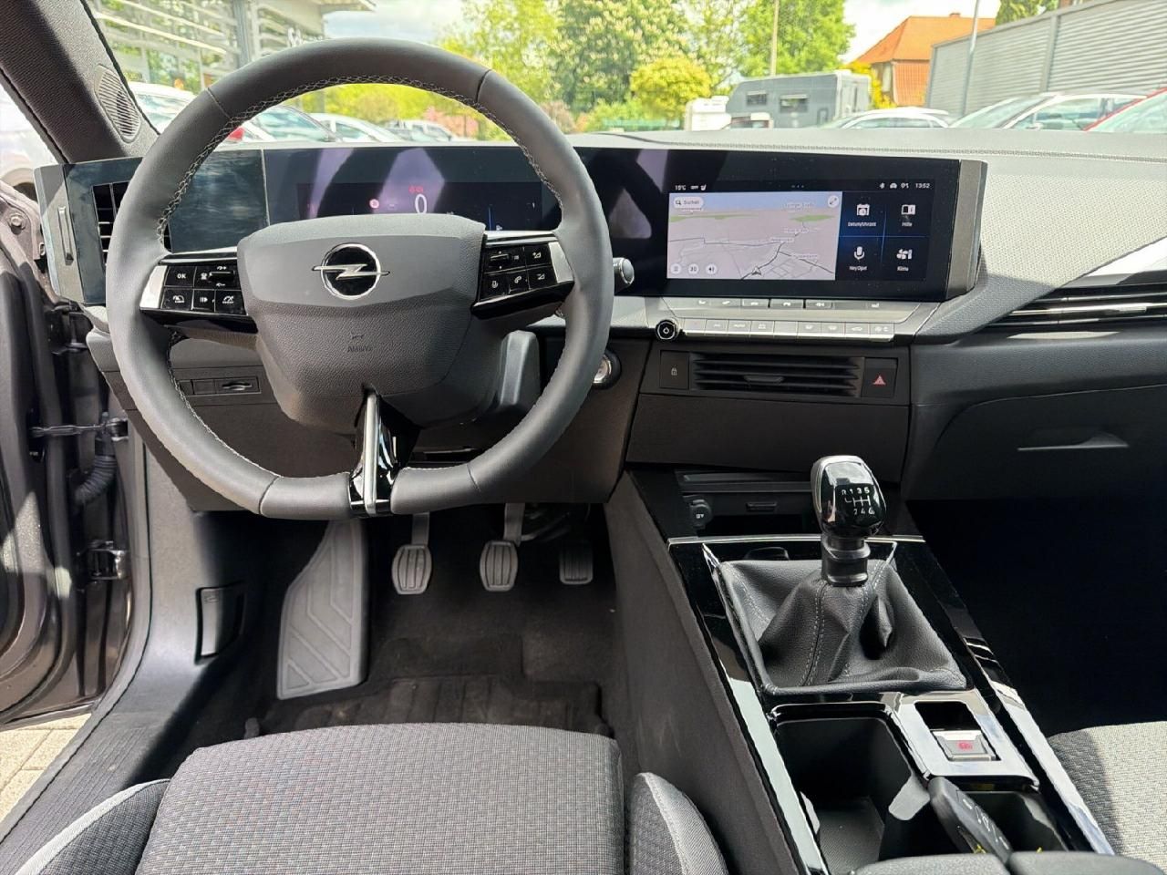 Fahrzeugabbildung Opel Astra L Sports Tourer Edition