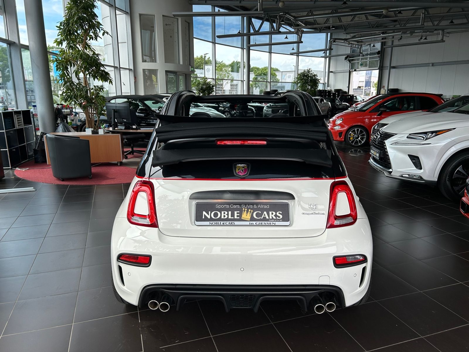 Fahrzeugabbildung Abarth 595C Competizione XENON NAVI Beats ALU