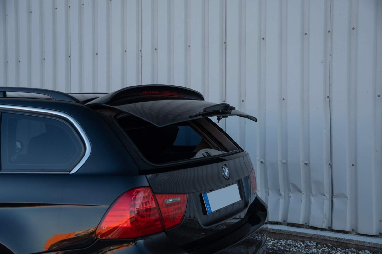 BMW 320 2009 — photo 5