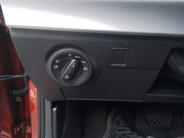 Fahrzeugabbildung SEAT Ibiza FR DSG LED Pano 18''