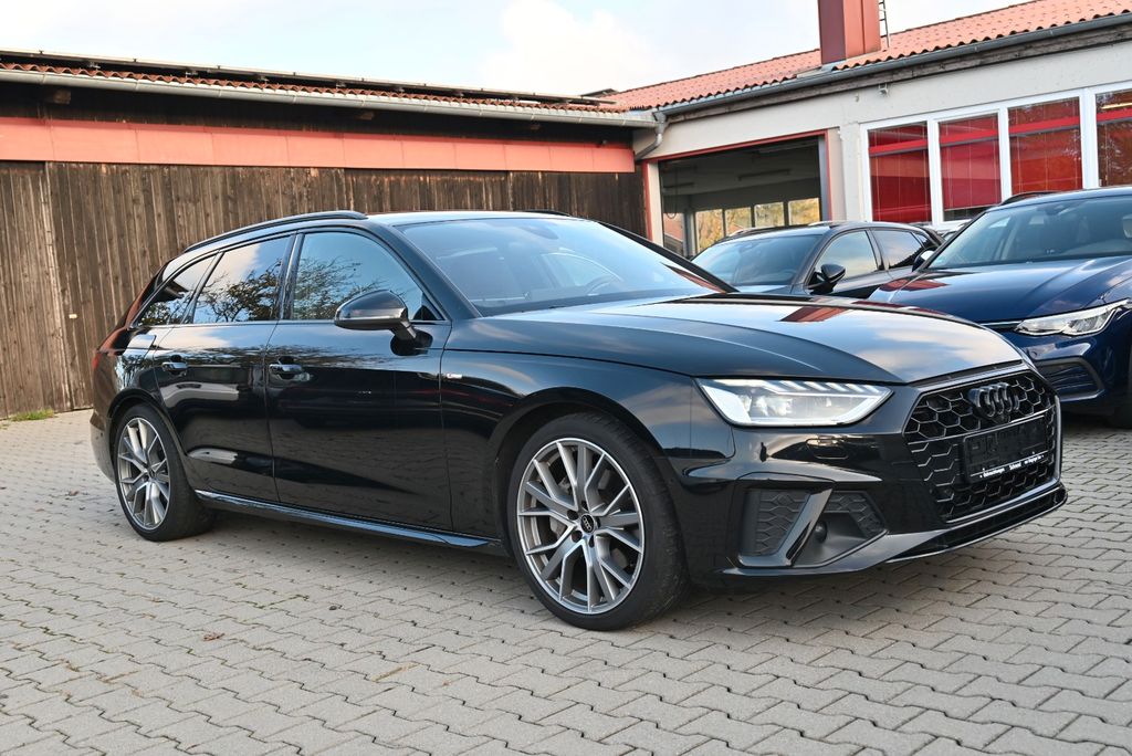 AUDI A4 2023