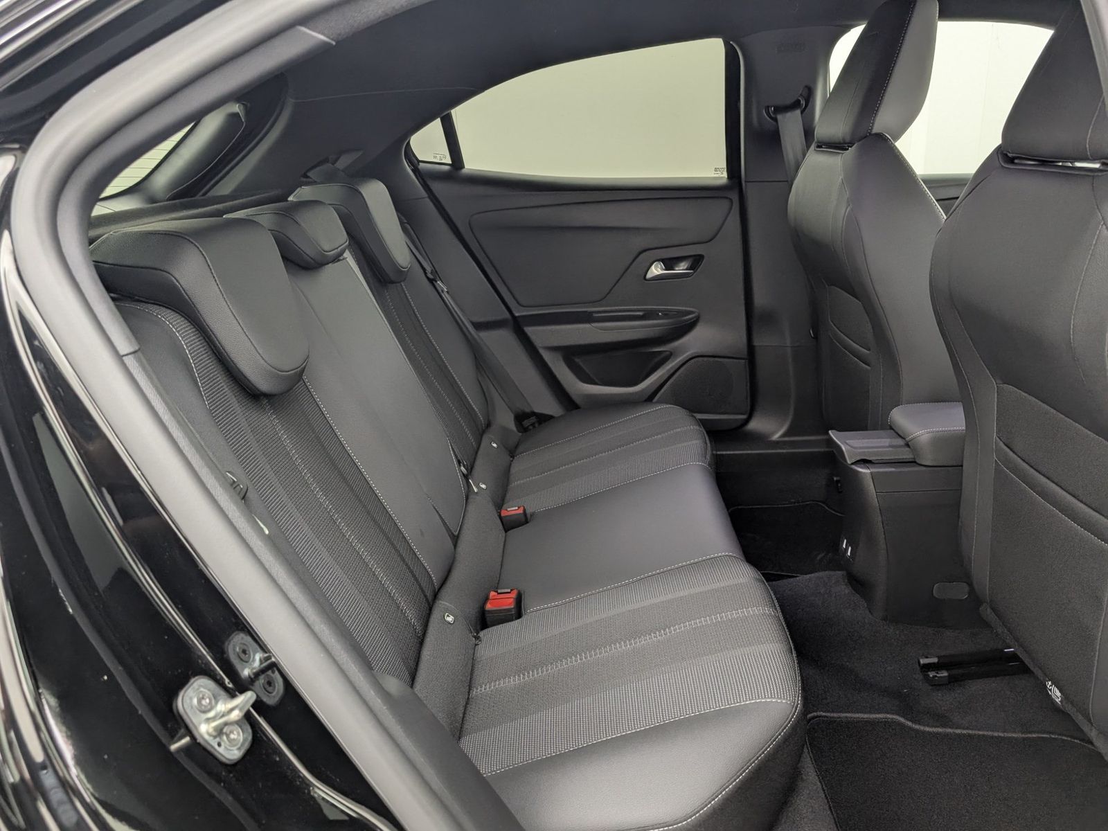 OPEL Mokka 1.2 Turbo GS Automatik SHZ LED Kamera – Bild 11