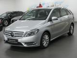 Mercedes-Benz B 180 Aut. BI-XENON/NAVI/31630KM/AHK/UNFALLFREI! - Mercedes-Benz B 180 in Erfurt