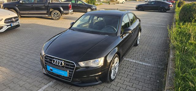 Audi A3*2.0*TDI* Lim.*Attraction*Quattro*MMI*SHZ*Navi