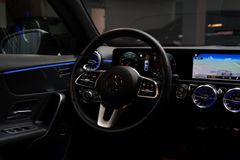 MERCEDES-BENZ A 200 d Limousine 4Matic*CAM*AMBIENTE*PANO*SOUND